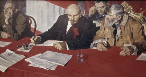 Bij het presidium door K. Lomikin